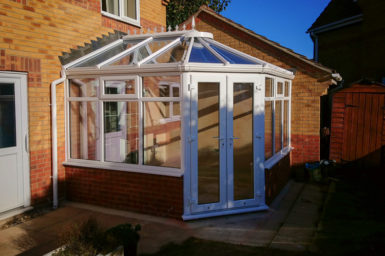 Victorian Conservatory, White PVCu with solar glass roof